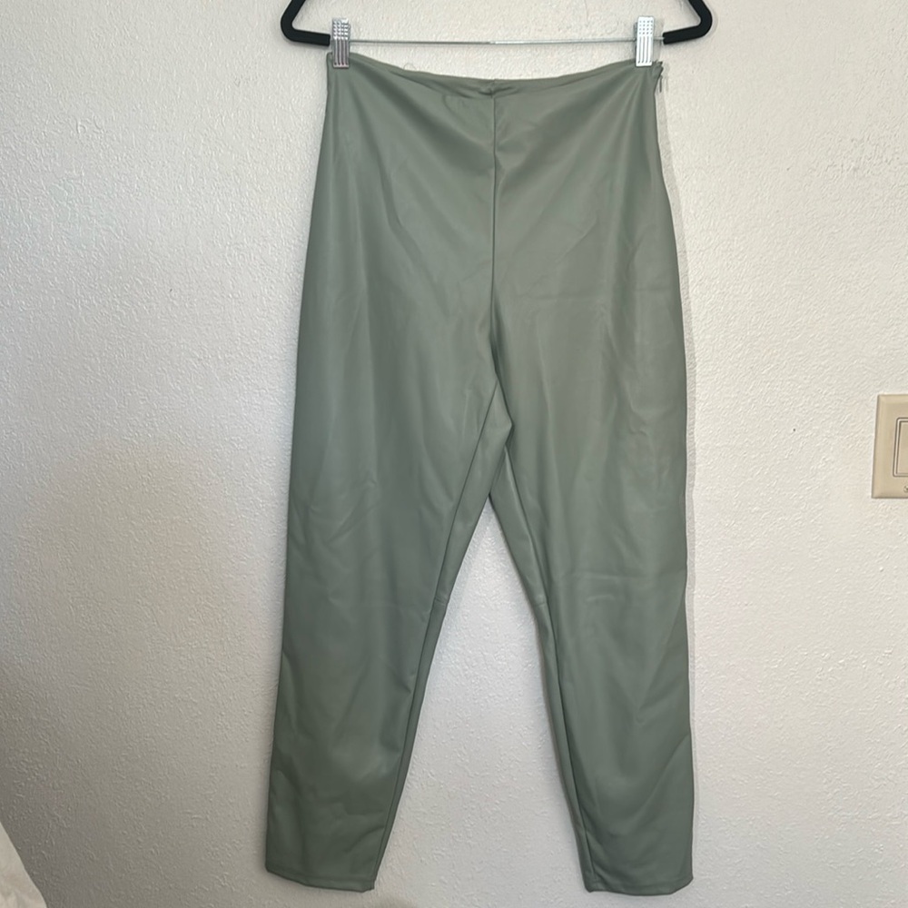 FABLETICS Pastel Green Vegan Leather High-Waisted Legging size L - Picture 5 of 10
